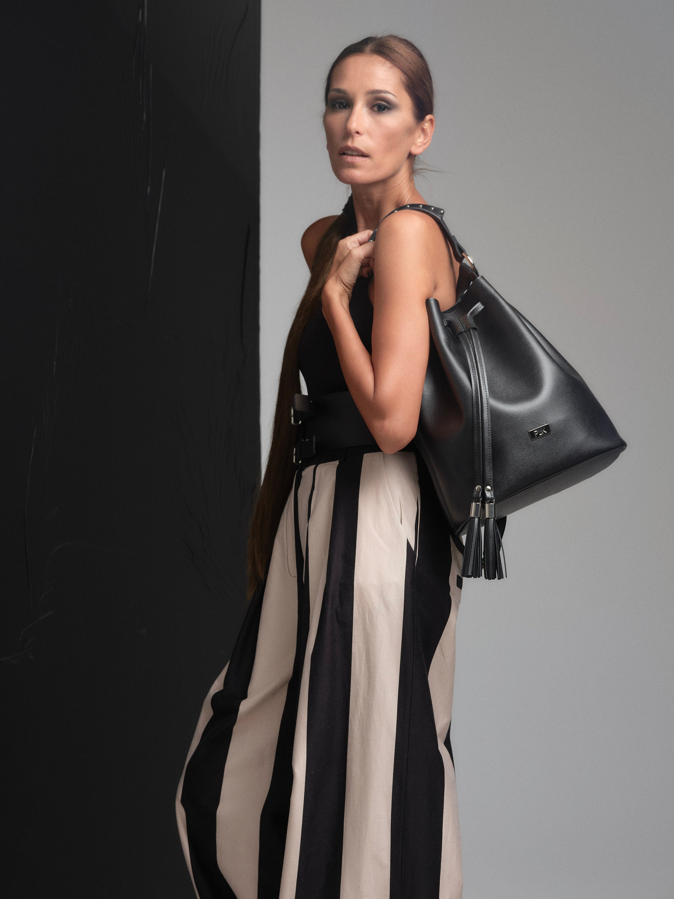 Tara Zadeh Women's Black Leather Bucket Bag Leather Adjustable Strap Bucket Bag main image 1