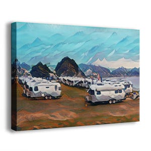 Decorazione da campeggio con paesaggio montano, roulotte Airstream, su carta pregiata, tela, metallo e acrilico