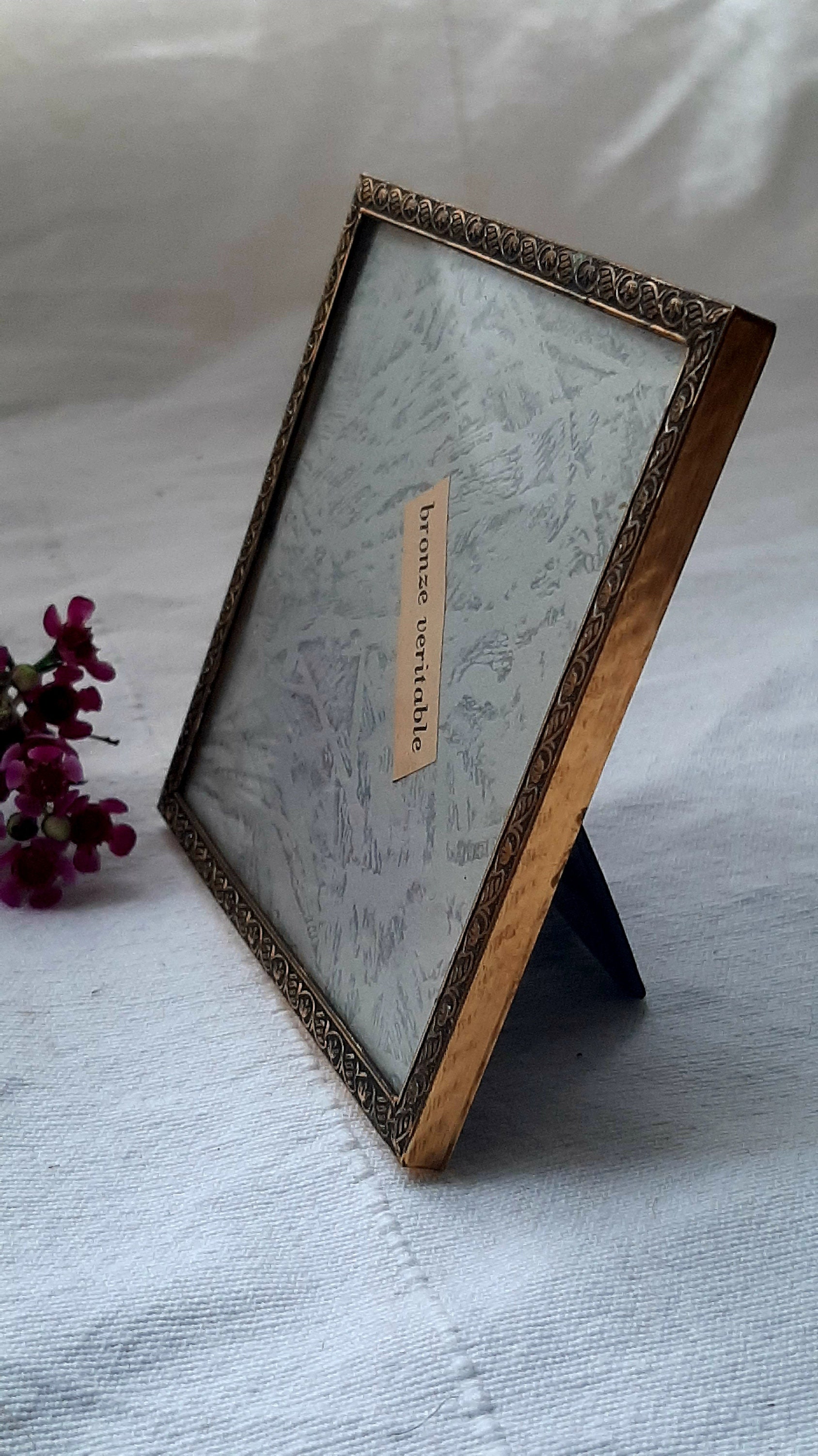 Petite Cadre Photo Bronze Ancien.