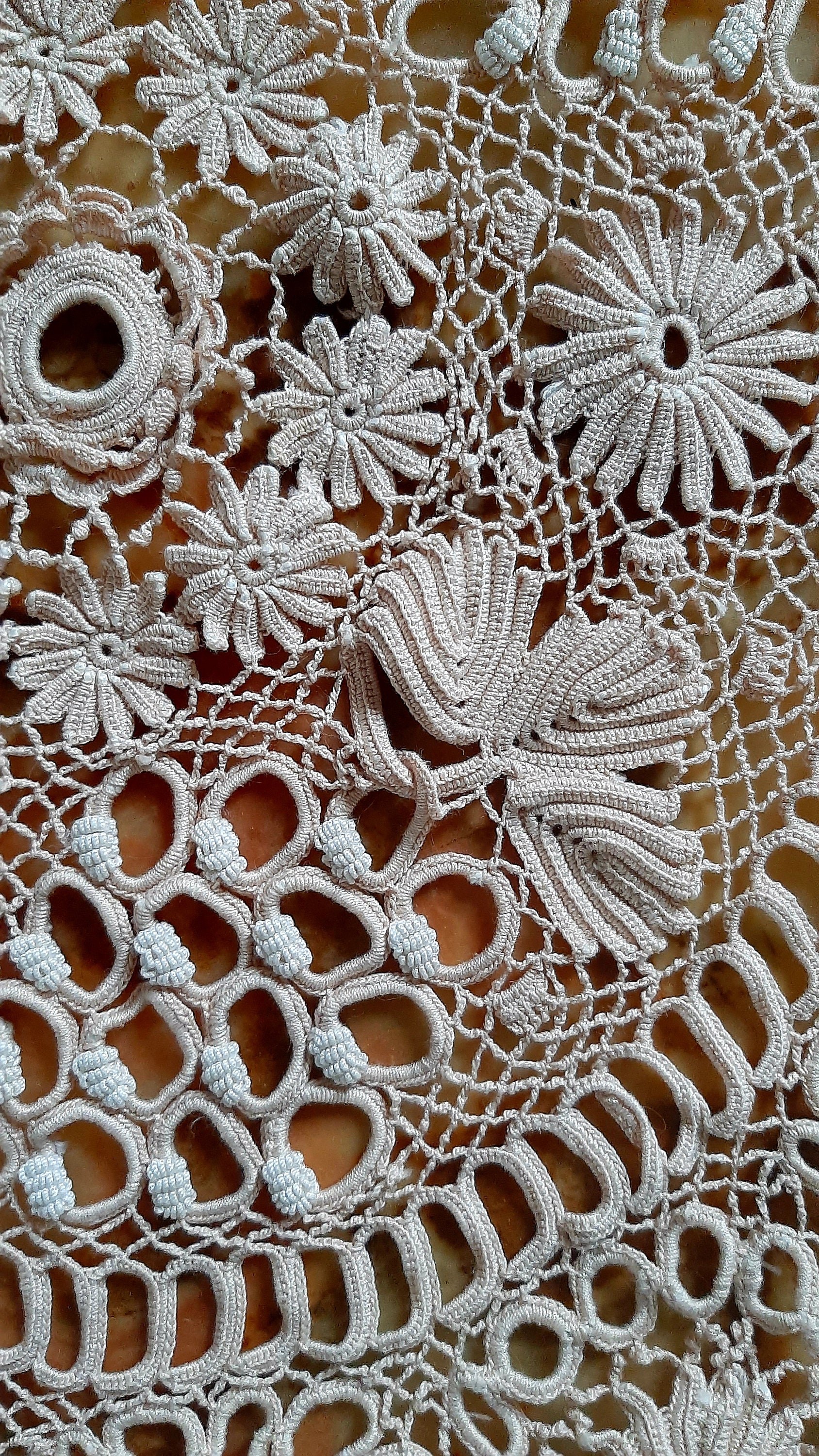 Napperon Ronde Ancienne Fait Main.