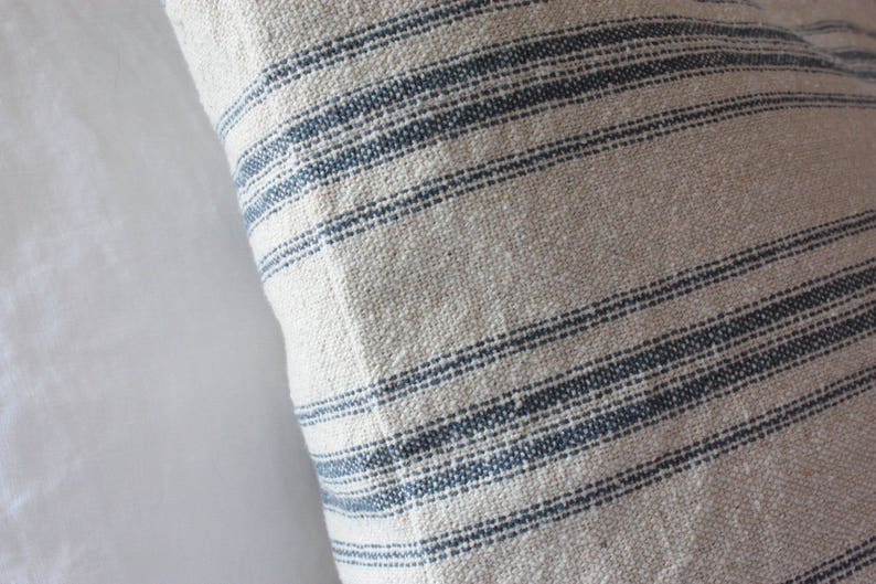 Vintage Grain Sack Style Blue Ticking Stripes, Country Rustic Farmhouse Pillow Covers, Decorative Throw Pillow Cover, Cushion Cover w Zipper afbeelding 9