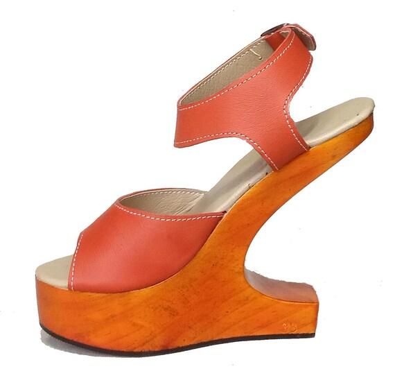 WOODSNDL02 - Wooden Mule Heel Sandal – Los Angeles Apparel