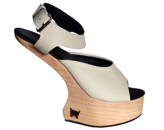 S1: Lady Gaga style Carved Wooden Shoes Sculpted Wooden Platform Wedge Africa Wood Wedge Sandal Free Customisation Handmade S1: Lady Gaga style Carved Wooden Shoes Sculpted Wooden Platform Wedge Africa Wood Wedge Sandal Free Customisation Handmade