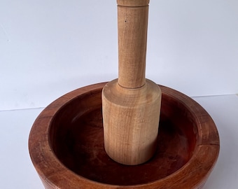 African Handmade mortar and pestle for pounding/ Traditional Hand-made wooden mortar with pestle.