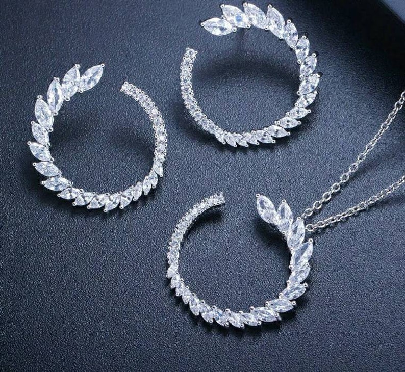 Dimond Crystal jewelry set...