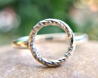 Silver circle ring, Karma ring, Unique gift, Twisted circle ring,Stacking ring,Bridesmaid gift,Dainty jewellery,Sparkly jewellery,Dress ring