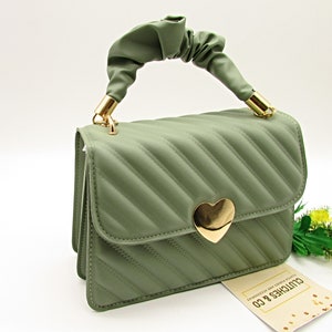 Damentasche, salbeigrüne Tasche, Umhängetasche, Cross-BodyDamentasche, Damengeschenk, grüne Damenhandtasche, Streifendesigntasche