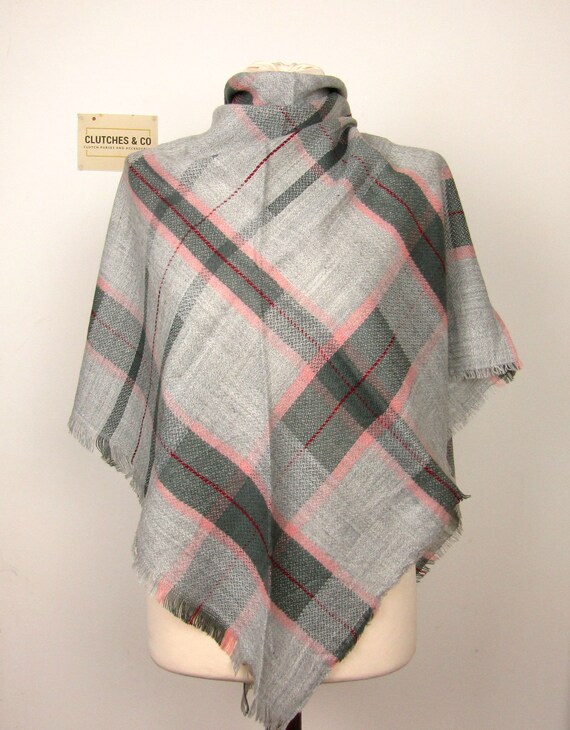 Light Grey and Pink Plaid Scarf, Winter Scarf, Large Triangle Plaid Scarf, Plaid  Shawl, Wool Scarf, Women's Scarf, Ladies Gifts - Etsy