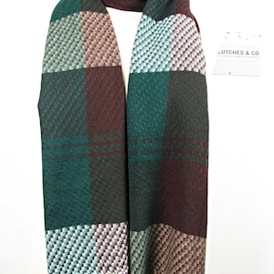 Winter Warm Scarf, Oversized Ladies Plaid Scarf, Ladies Neck Scarves, Versatile Shawl, Women&#39;s Gifts, Women&#39;s Green Tartan Plaid Scarf