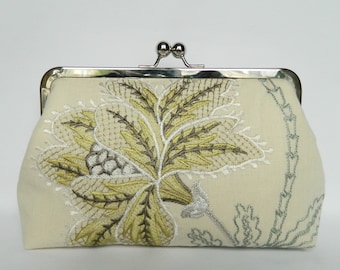 Clutch Purse, Embroidered Linen, Floral Design Clutch Purse, Wedding Bag, Evening Clutch Bag, Clutch Bag, Handmade Clutch Bag, Ladies Gift.