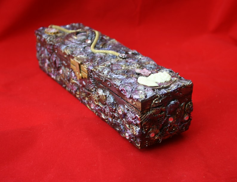 Jewellery Keepsake or Memory Box Dragon/'s Eye Trinket Box Fantasy Art with Cameo and Hidden Skull