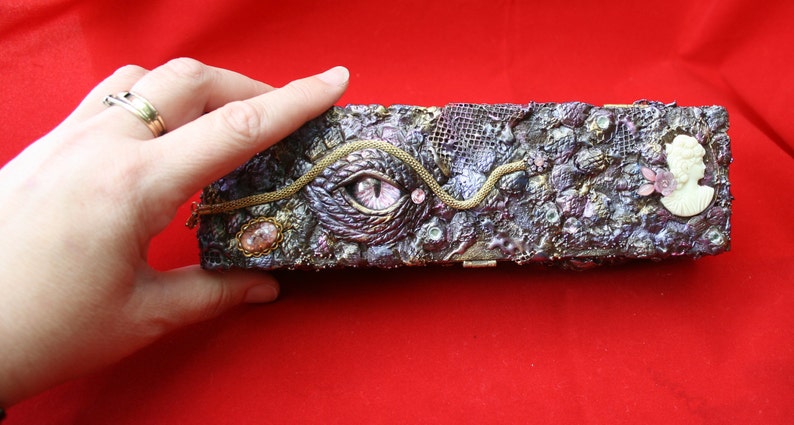 Jewellery Keepsake or Memory Box Dragon/'s Eye Trinket Box Fantasy Art with Cameo and Hidden Skull