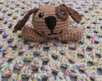 Handgemachte gehäkelte Hündchen Lovey/Sicherheitsdecke für Ihr kleines Baby, weich, kuschelig, Komfortspielzeug mit Amigurumi Hündchen Plüschtier