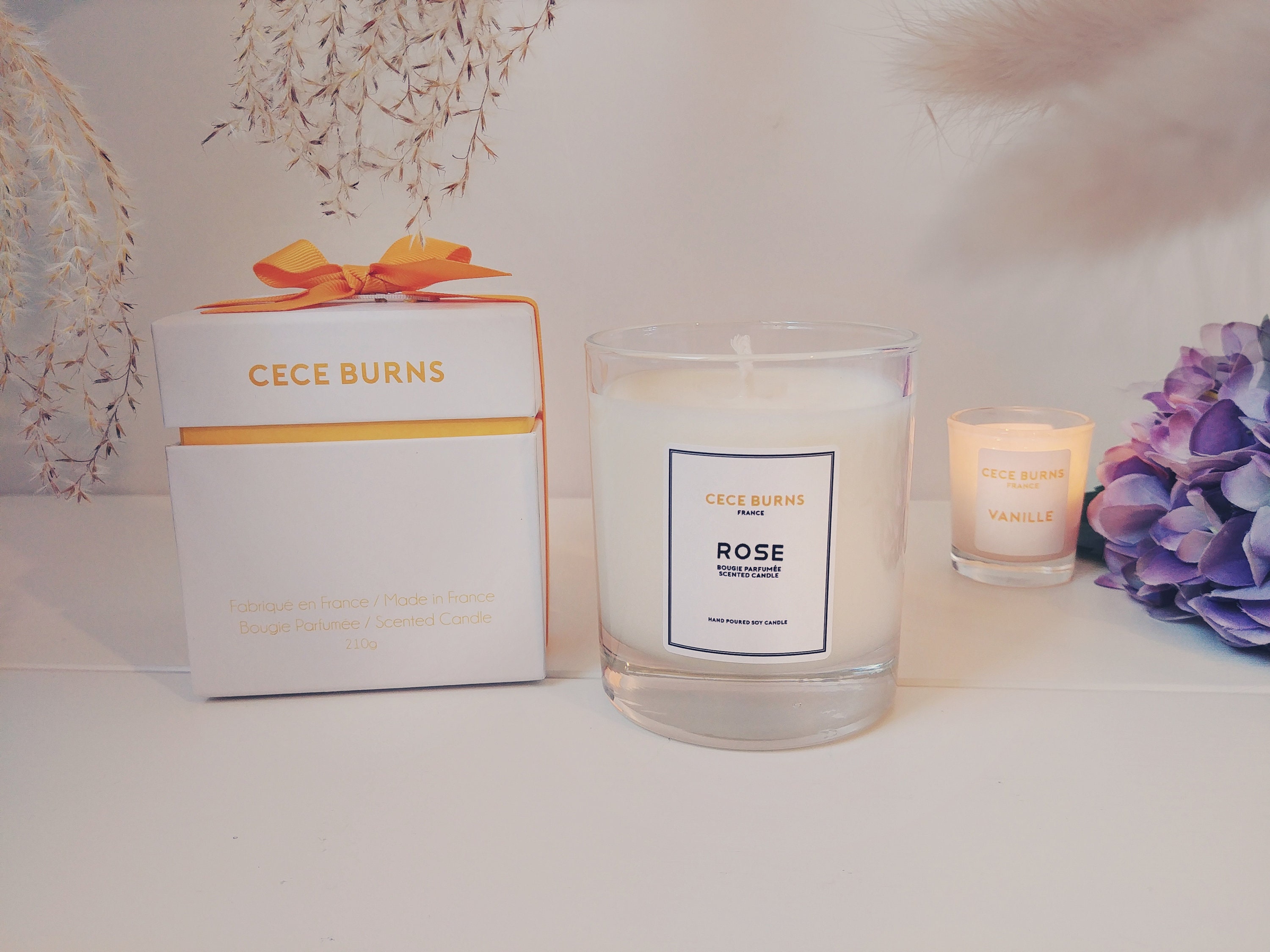 Rose - Bougie Parfumée en Cire de Soja 210G