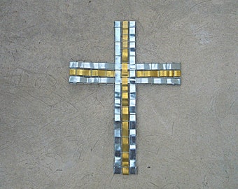 Metal wall cross