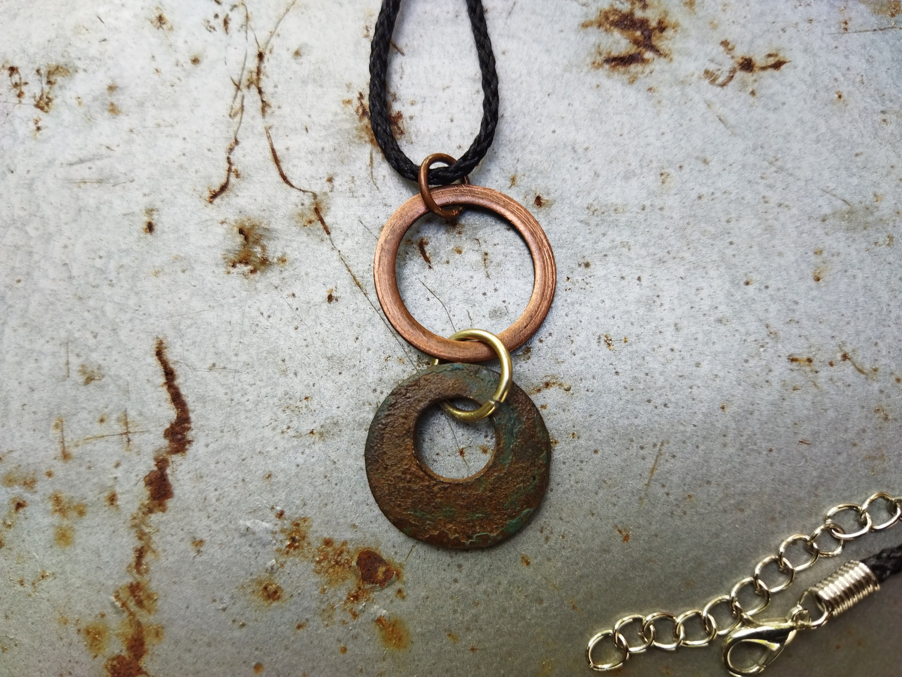 Tarnished Jewelry How To Get Rust Off Necklace Rust Jewelry Rusted