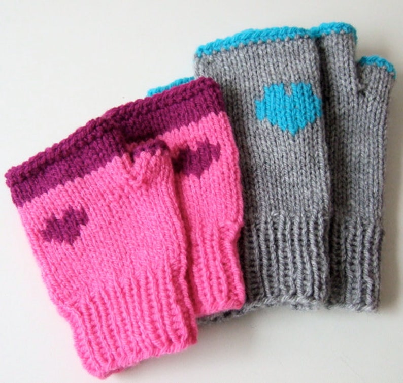 Ebook on knitting pulse warmers image 2