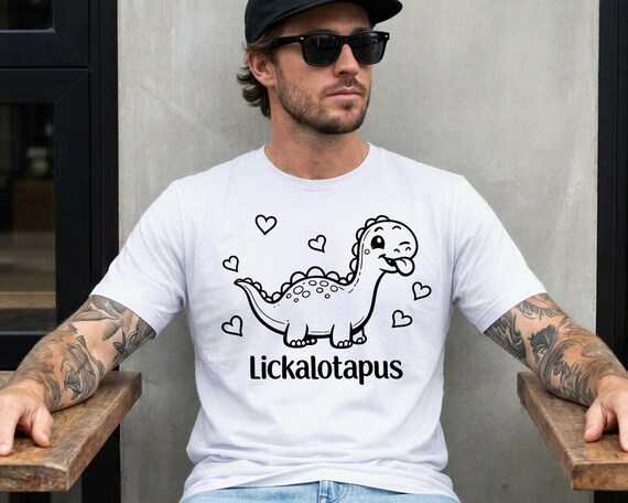 ゆ*き様 MURRAL ミューラル25SS Dipsacus shirt (Bl Lickalotapus Dinosaur T-shirt: Adult Humor Inappropriate Joke Tee