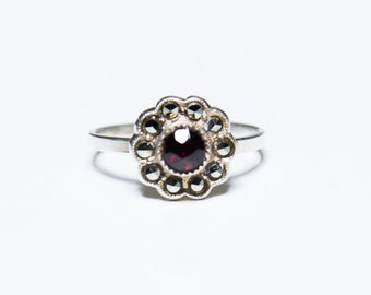 Boho antiguo 835 plata marcasite granate anillo victoriano reliquia