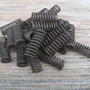24pcs Industrial old metal springs Industrial furniture Rusty springs Machine parts Industrial decor Steampunk furniture Steampunk supply