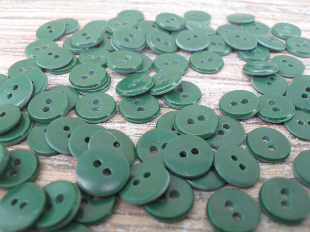 90 Green Buttons Bulk Buttons Small Green Buttons Vintage Plastic