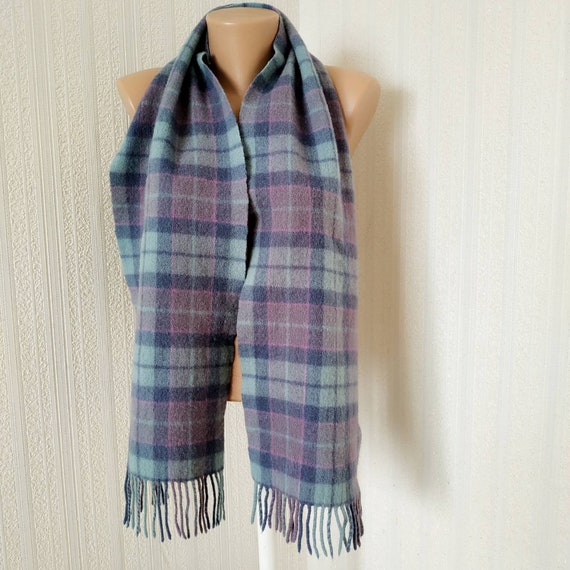 Vintage blue lambswool scarf, Tartan wool scarf w… - image 4