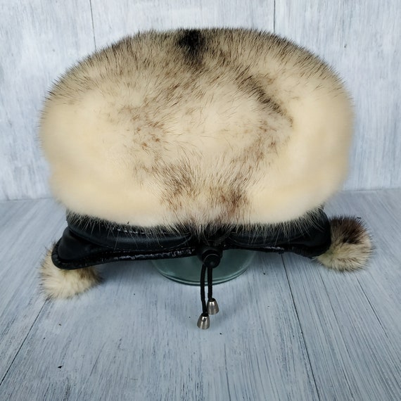 Vintage fur winter hat. Women's white fur mink ha… - image 6