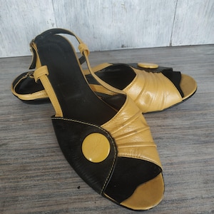 Vintage Leather Black Yellow Sandals Ladies 2000s Leather Shoes Low Heel Open Toe Casual Slingback Summer Pumps Women Size US 7.5 / EU 38
