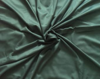 Tessuto militare in lana verde, tessuto misto lana vintage, morbido tessuto drappeggiato per abiti militari