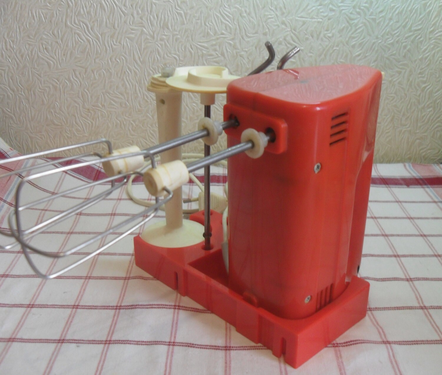 Red hand mixer electric Rus 3speed burst of Etsy