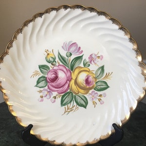 Vintage Quban Royal China Warranted 22K Gold Roses 11&quot; Cake Plate