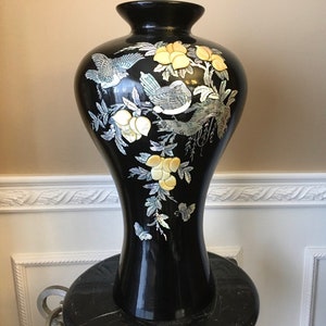Korean Mother Of Pearl Abalone Shell Black Lacquer Inlay Large 17&quot; Wood Vase