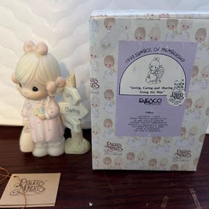 Precious Moments 1992 Loving, Caring and Sharing Along The Way C0013