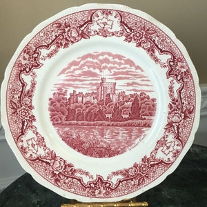 Royal Swan Pink Made in England Historic Windsor Castle 10&quot; Dinner Plate