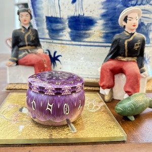 Honeysuckle Scented Beeswax Candles in a 4.4 Ounce Retro Zodiac Design Containers