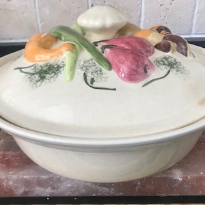 Los Angeles Potteries 1971 3D Vegetable Casserole Dish 616