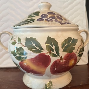 Linens N Things Fruit Earthenware 3 Quart Soup Tureen With Lid
