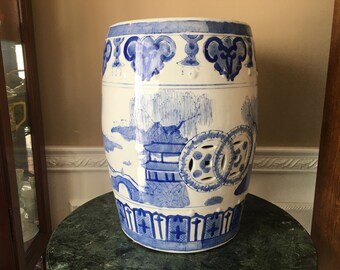 Vintage Chinese Porcelain Blue White Chinoiserie 18" Garden Stool