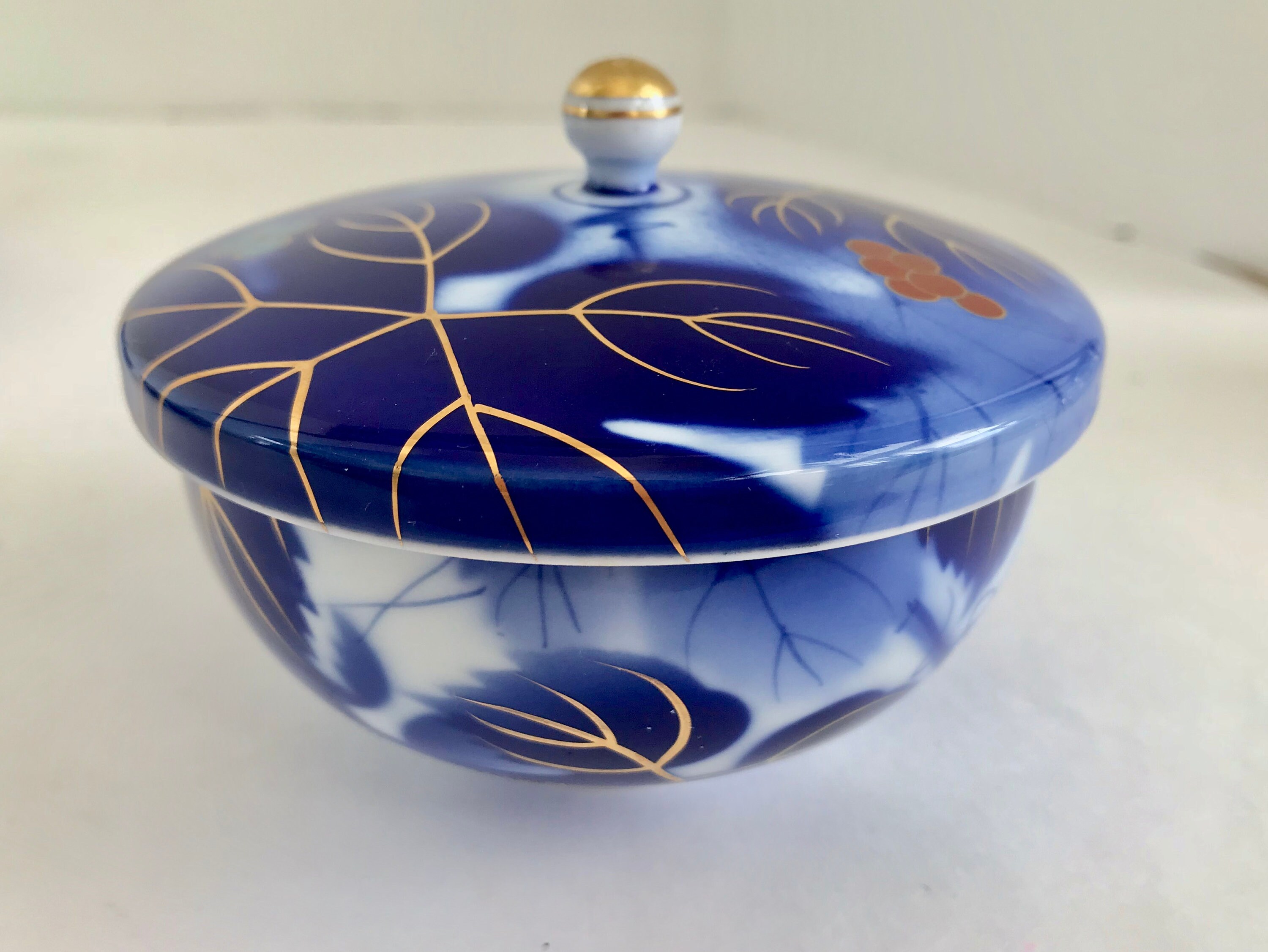 Fukagawa Seiji Arita Cobalt Blue Grapes Decoration Japanese