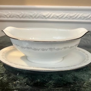 Noritake Cina Giappone 6672 Donna Gray Boat con sottopiatto attaccato
