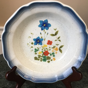 Vintage Mikasa Country Club Fresh Cuttings 8 1/2" Bowl CA 506