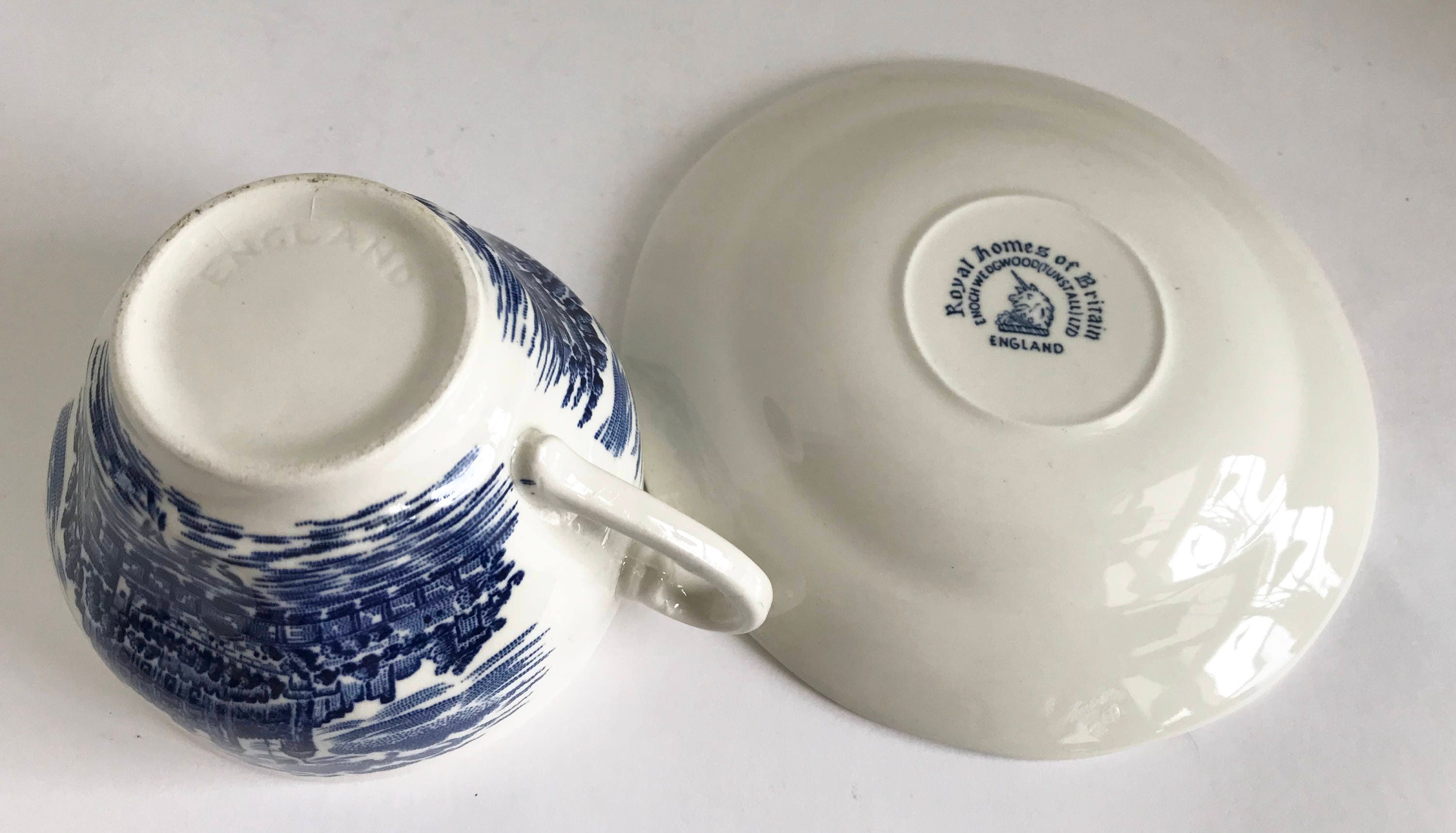トクコプルミエヴォルLondon London ロンドンアップリケteacup柄 London London ロンドンアップリケ 別注ジレ teacup柄 - メルカリ
