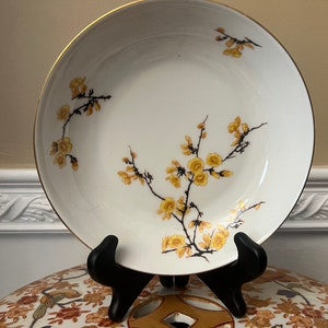 Royal Bayreuth ROB19 Yellow Flowers, Black Branches, Gold Trim 7&quot; Bowl