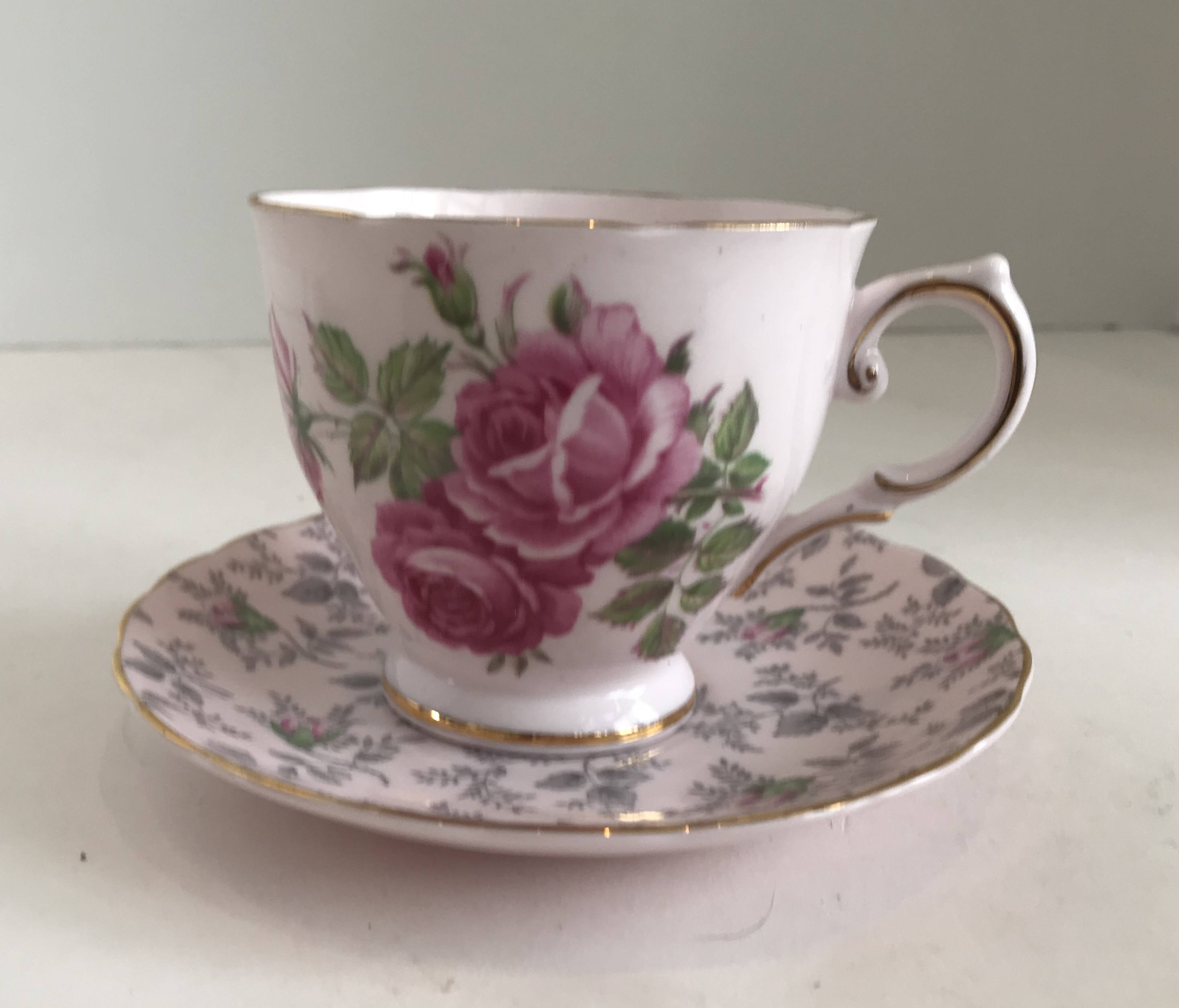 Rose Garden FINE BONE CHINA クッキー菓子皿 最終値段 Rose Garden