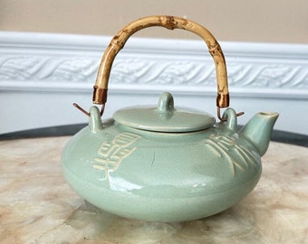 Vintage Chino Mint Green 2 Cup Asian Teapot with Bamboo Handle