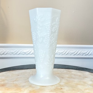 Vintage Anchor Hocking Milk Glass Octagon Paneled Grapes And Vine Vase