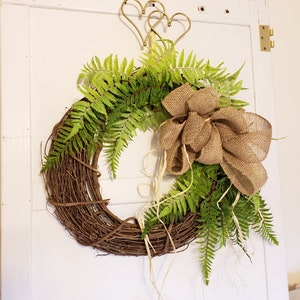 Spring  Wreath, Picnic Style, Farmhouse Wreath,  Memorial Day Wreath, Ferns Rafia Burlap Front Door Wreath