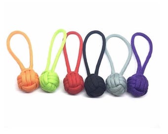 Paracord Monkey Fist Zipper Pull: Nautical Knot Keychain, Volleyball Gift, Cat Toy