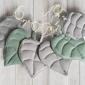 Nursery bunting, Handmade leaf bunting, Leafs Garland, Girl&#39;s Room Decor, Party decoration, Decorative leafs, Fabric bunting- grey sage