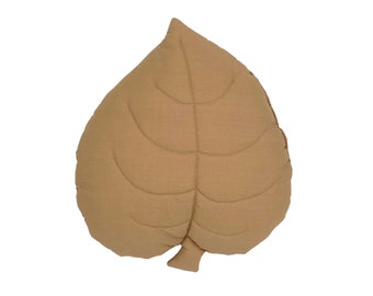 Luxe Leaf : somptueux oreiller en coton matelassé, embellissez votre espace avec une élégance intemporelle, un design moelleux, un oreiller décoratif moderne caramel